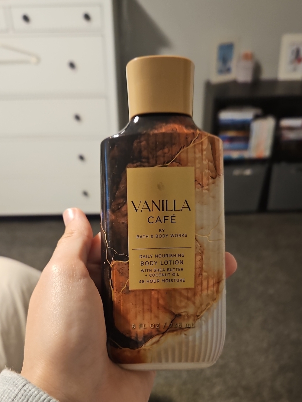 Bath & Body Works Vanilla Café Lotion - Beige, Brown & Gold Accents